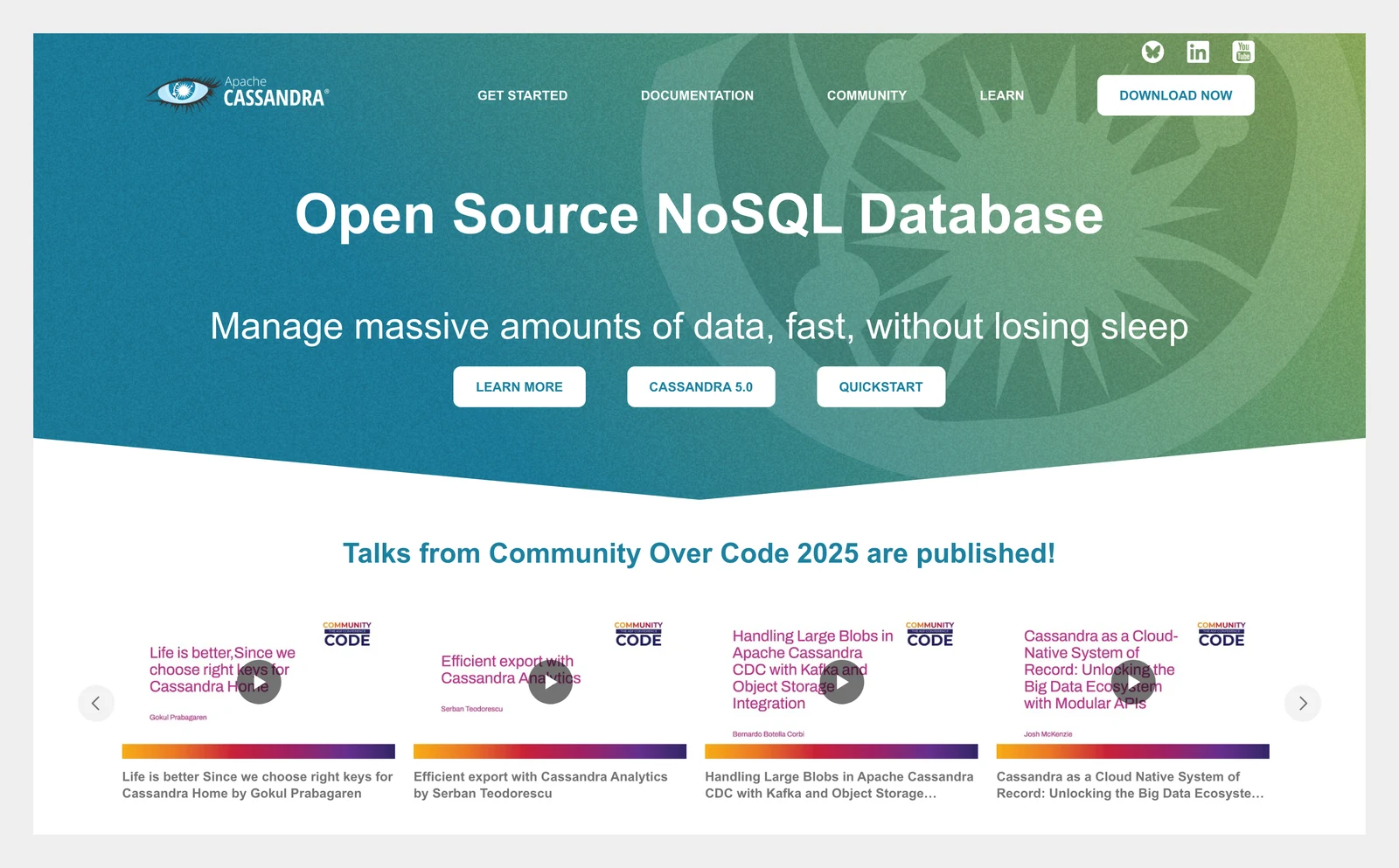 Apache Cassandra home page showing its headline and main navigation